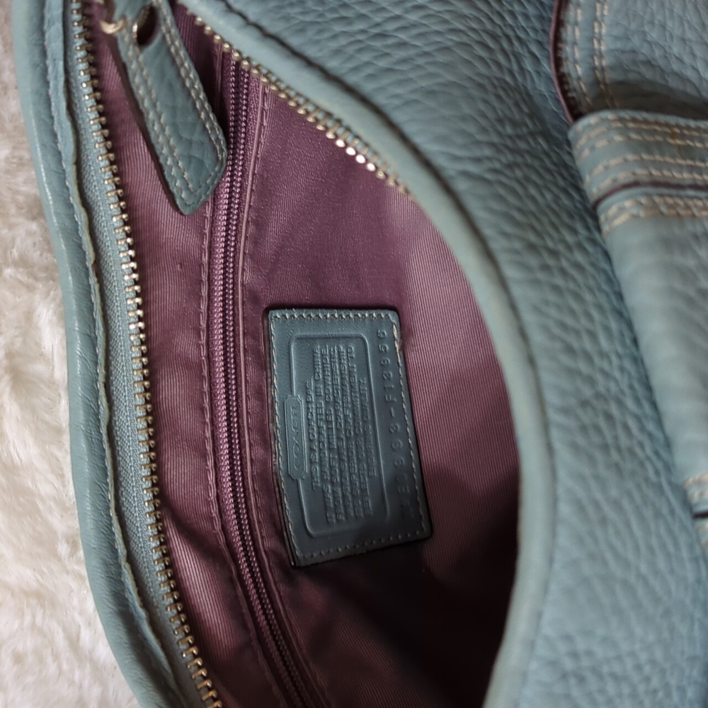 Coach Light Blueish Green Pebbed Leather Crossbody Bag with Turn-Lock Closure - Picture 4 of 9